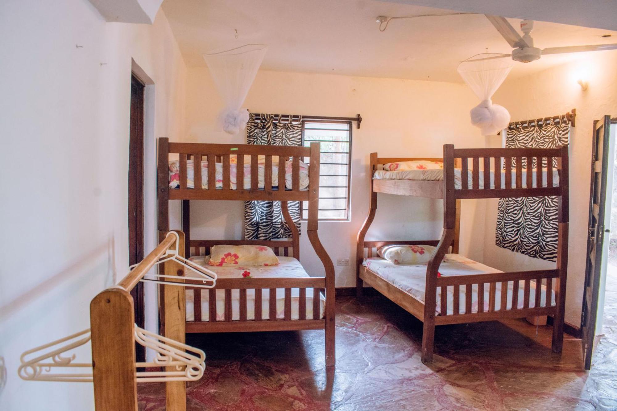 Kijani Cottages In Diani Diani Beach Kültér fotó