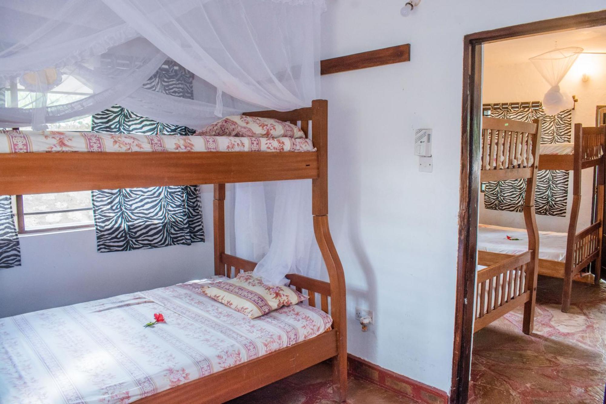 Kijani Cottages In Diani Diani Beach Kültér fotó
