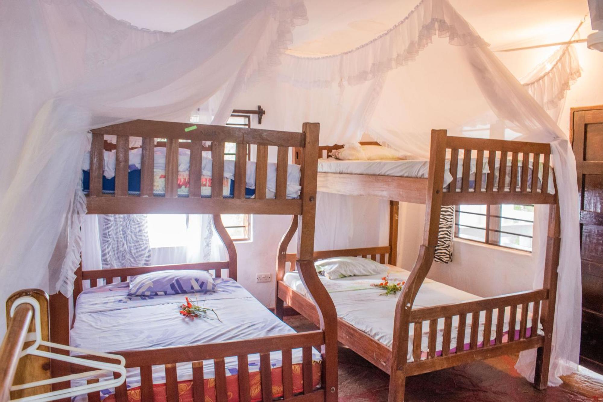 Kijani Cottages In Diani Diani Beach Kültér fotó